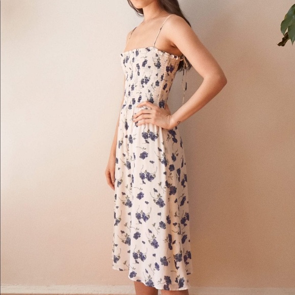 NWT Reformation Sable Dress in Cream/Blue Floral - Picture 3 of 8